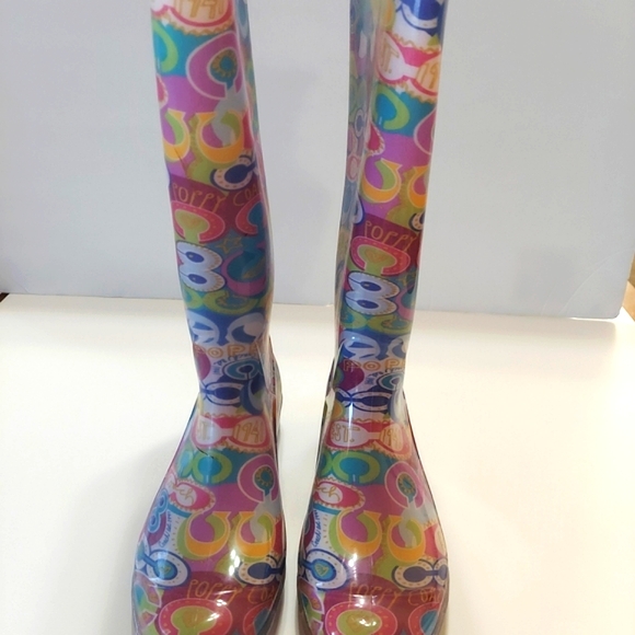 NWOT Coach Pixy Poppy Multi Color Size 7M Rain Boots In Box - Picture 3 of 16